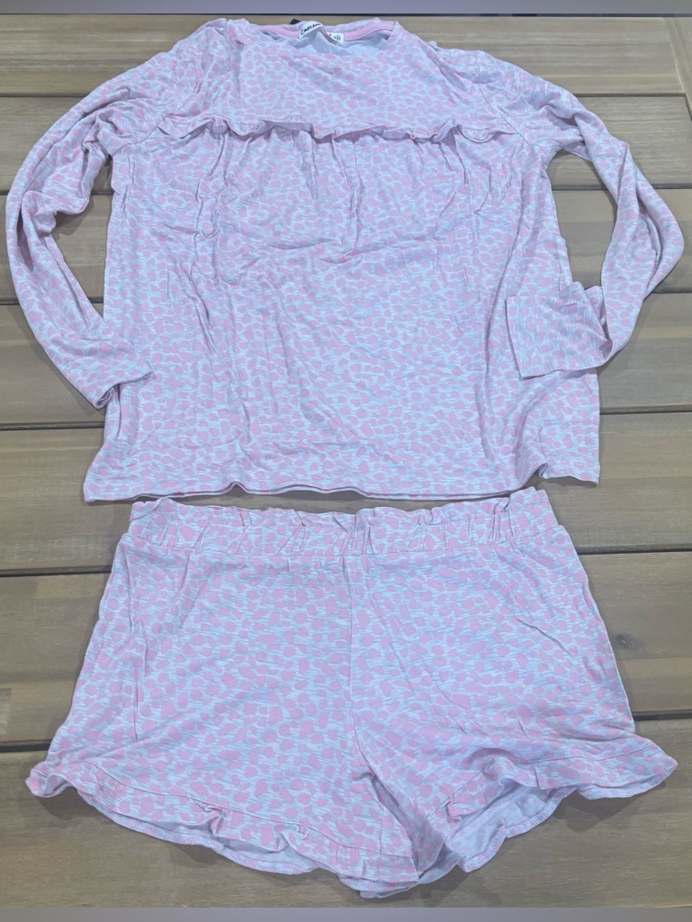 NWT Emerson Road Little Giraffe Tee & Short Pajama Set XS Pink White Ruffle
